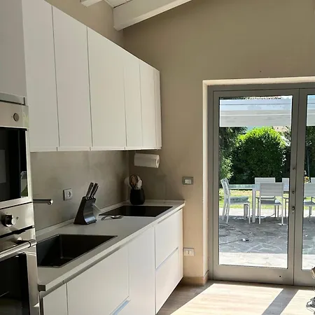 Villa Romantica Idro *