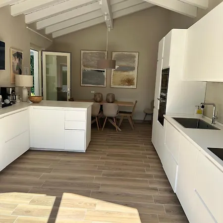 Romantica Idro Villa